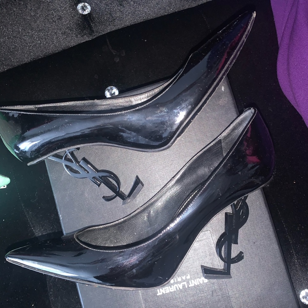 Shoes lightly worn